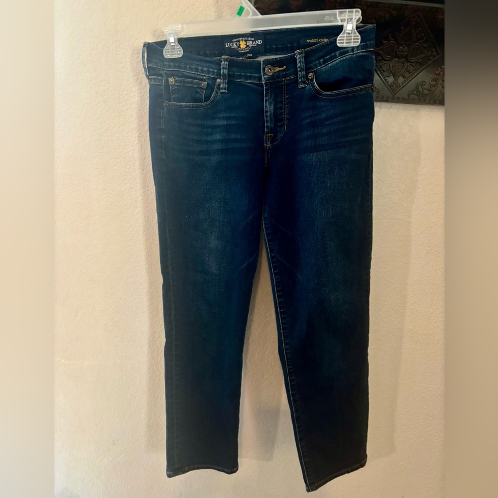 Lucky brand Classic Blue Women's Jeans size 6/28 sweet crop